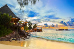 Café am tropischen Strand - Seychellen